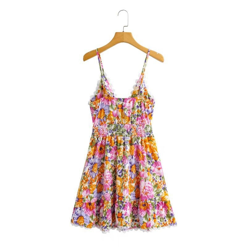 V-neck sexy camisole dress with cinched waist for slimming effect, bow printed skirt