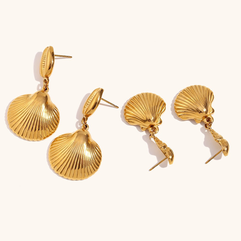 Conch scallop patchwork earrings are fashionable, simple, luxurious, stainless steel plated earrings for women