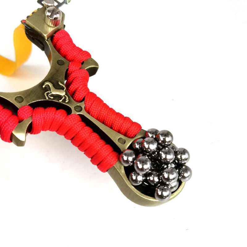 Metal Flat Skin Slingshot Ferrari Built-in Small Magnet Slingshot, Free Binding, Fast Pressing Laser Infrared Slingshot