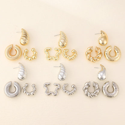 Fashionable, simple, versatile earrings with elegant hollow ear clips and atmospheric gold-plated earrings